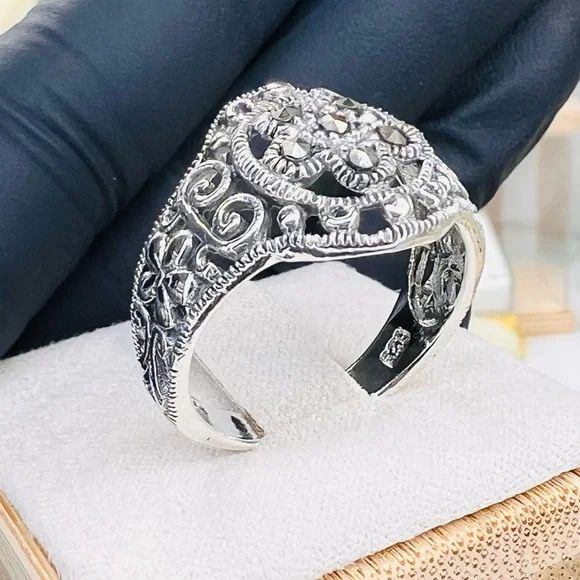 Sterling Silver Marcasite Filigree Art Lace Embroidery Cocktail Ring Size 9 - Picture 3 of 5